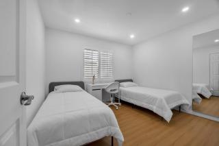 Modern Cali Comfort- Spacious 3BR Home Near Disneyland & Beaches - 3