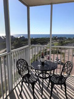 Gulfview Beach Condo with Pool - 2