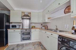 Samphire House - 2