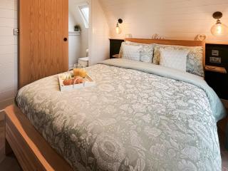 Charlies Cabin - Uk49906 - 4