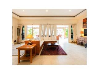3 bedroom villa - 1