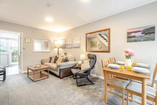 Mews Cottage - 5