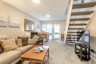 Mews Cottage - 2