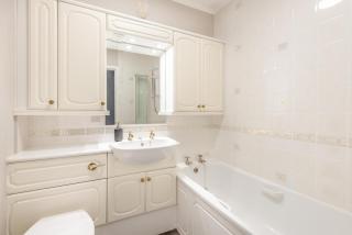 Mews Cottage - 1