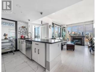 Penthouse Panorama, Ocean, City & Mountain Views - Vancouver - 5