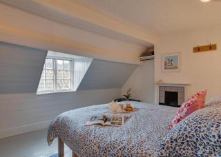 Fenay Cottage - 1