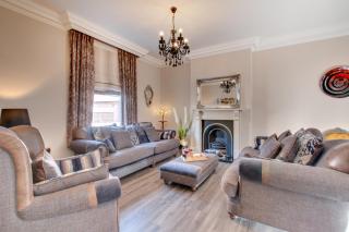 Endeavour House - 7