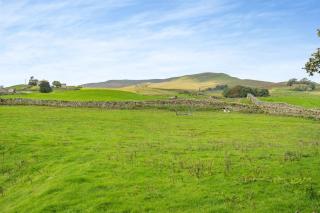 Hill View - 6