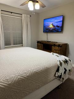Lakefront Condo A-1 with Large Balcony - 5