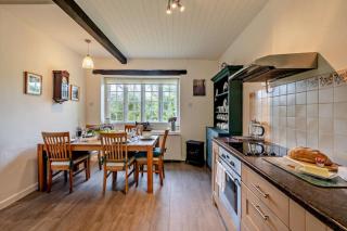 Toad Hall - Gunnislake - 6