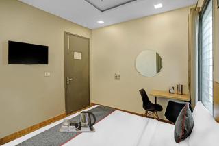 Super Townhouse Mannat Rohini 16 - New Delhi - 8