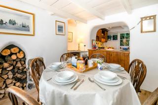 Wednesday Cottage - 4