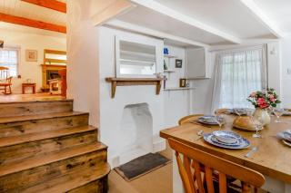 Melyn Wood Cottage - Little Petherick - 2