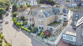 2 Trevail Apartments A - 7