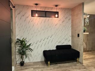 Departamento Moderno con balcón y piscina climatizada - - 2