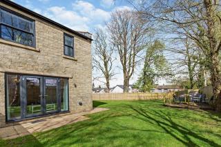 Charter Gardens Cottage - 9