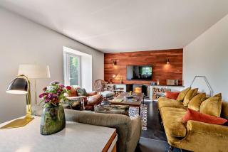 Hidden Valley Farmhouse - 6
