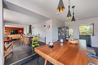 Hidden Valley Farmhouse - 2