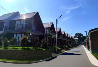 Wind Hill Mountain View Resort - 7