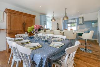 Bars House - Polzeath - 2
