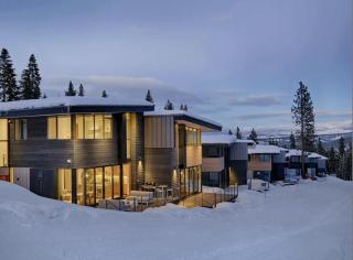 True Ski In Out Luxury Hot-Tub on Deck 2 steps to Home Run at Northstar Close to Ritz - 9