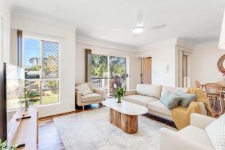 Parkside Villa on the Creek - Redcliffe - 0