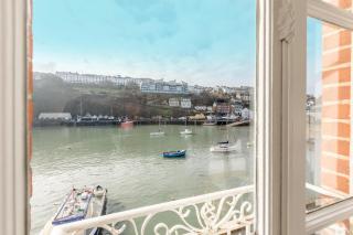 Ultimate Harbourside - 6