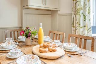 Bonnings Cottage - 1