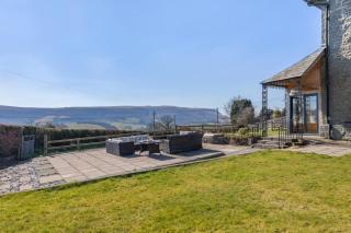 Llansantffraed House - 9