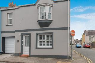 Mays Place - Tenby - 0