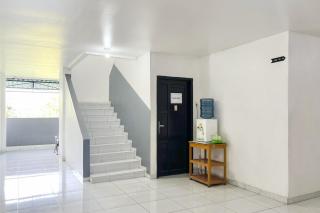 RedDoorz at Vall Guest House Balikpapan - 7