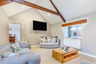 The Byre - Home Farm - Werrington - 9