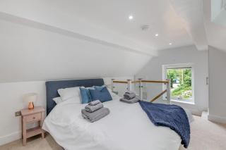 Darnley Lodge - Cobham - 8