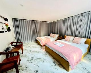 Holy Villa - 6