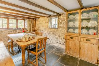 Boundstone Farmhouse - 3