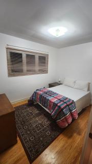 3 Bed 2Bath Centrally located with Amenities - 7