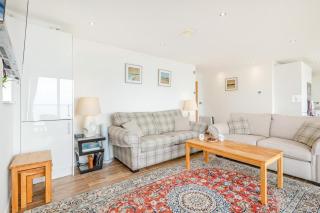 Shore - Hythe - 8