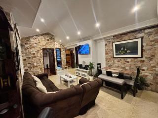 Apartamento de lujo con sauna a solo 10 minutos del Aeropuerto El Dorado - 0