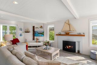 Oli Kai - Algies Bay Holiday Home - 1
