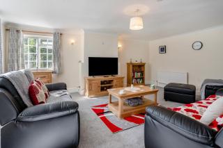 Holly Cottage - Scethrog - - 7