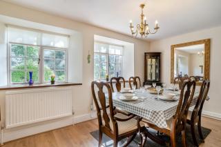 Holly Cottage - Scethrog - - 1