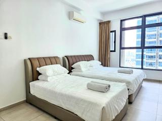 2R2B Atlantis L31 Melaka-5pax - 9