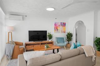 Relaxing 2BR Oceanview Getaway - 1