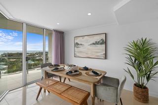 Beachside Penthouse w Private Rooftop & Oceanviews - 6