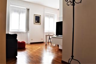 HomeLovers Two room Porta Venezia MM1 - 3