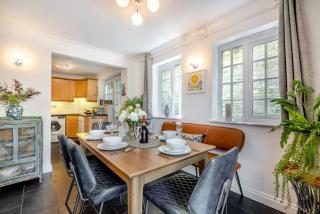 Lawn Cottage - 4