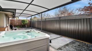 Nukuhau Bliss - Taupo Holiday Home - 0