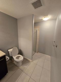 Basement Suite Private Entry Fort McMurray - Fort McMurray - 8
