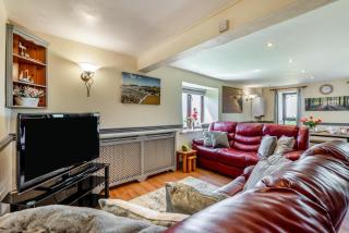 Squirrels Hollow - Poughill - 4