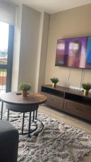 Gorgeous GF 2 Bed 2 bathroom Apartment Liverpool 3 - 1